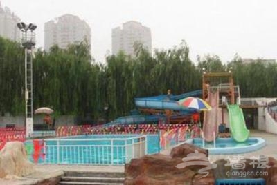 北京青年湖水上世界